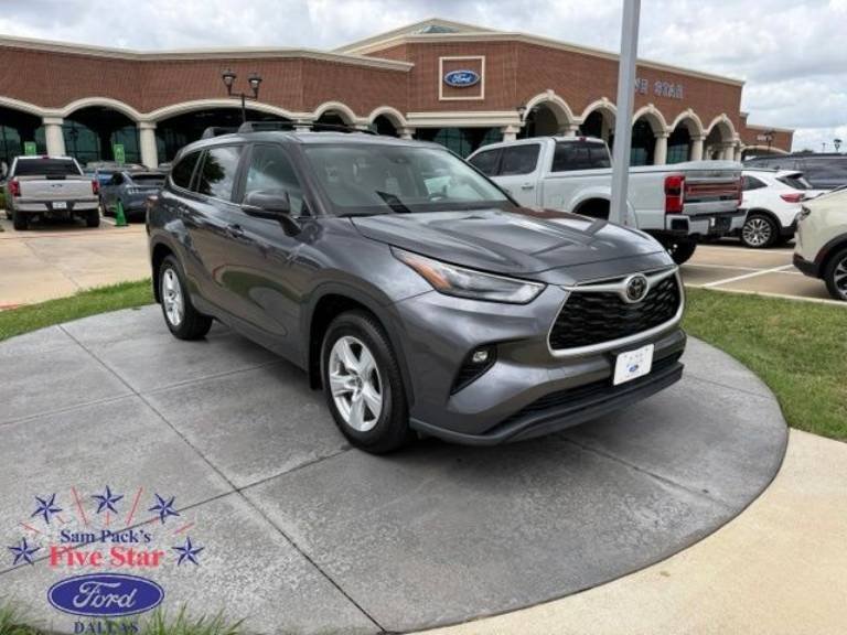 2023 Toyota Highlander LE