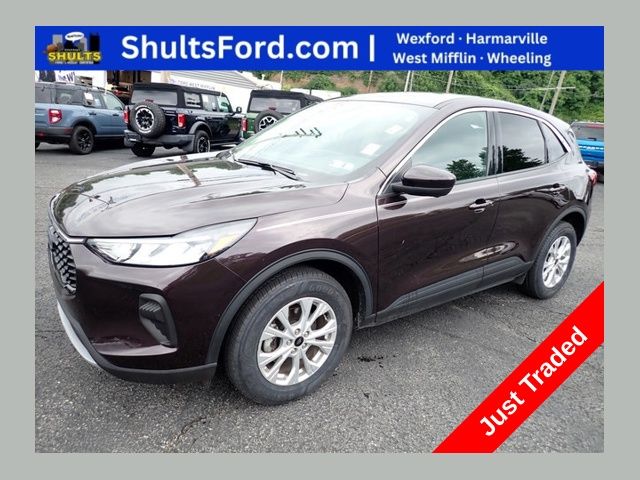 Used 2023 Ford Escape Active