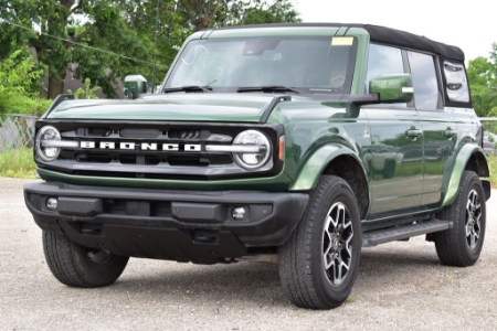 2023 Ford Bronco Outer Banks