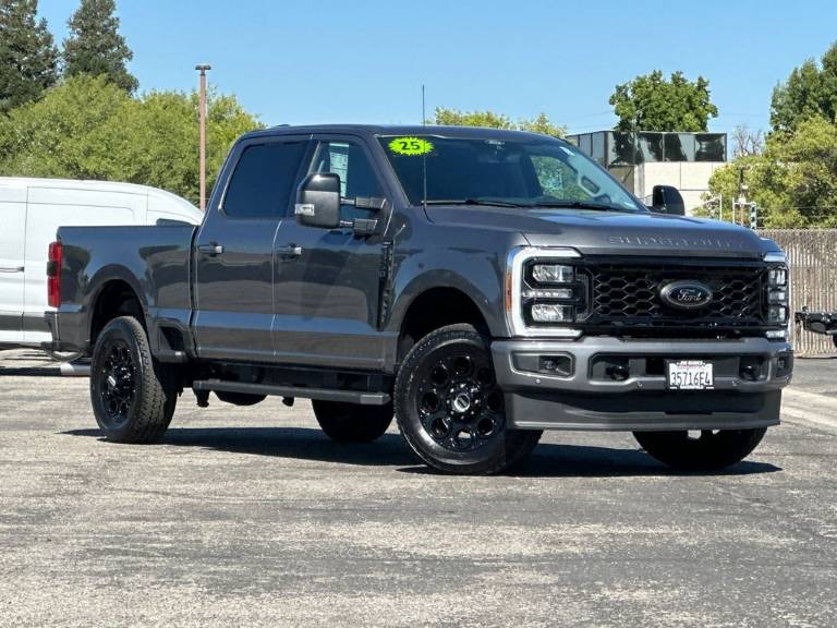 2025 Ford F-250SD LARIAT