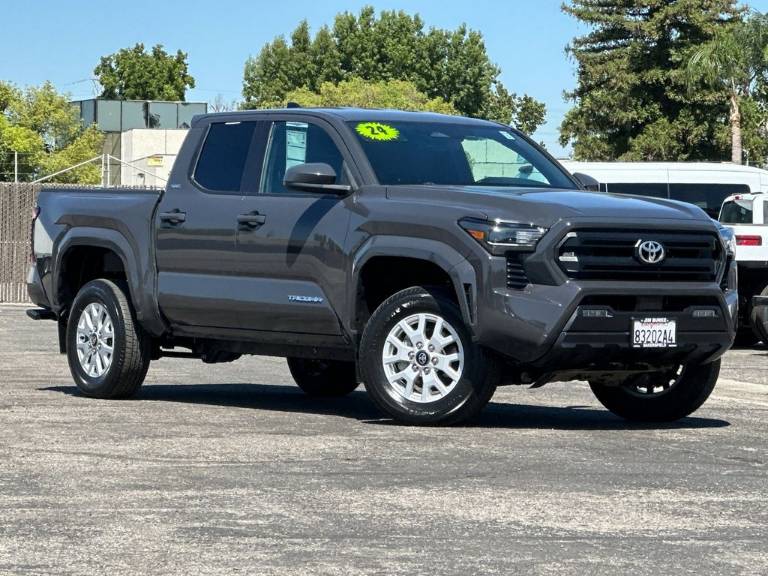 2024 Toyota Tacoma SR5