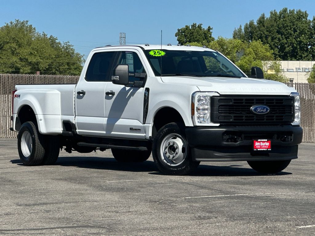 2025 Ford F-350sd