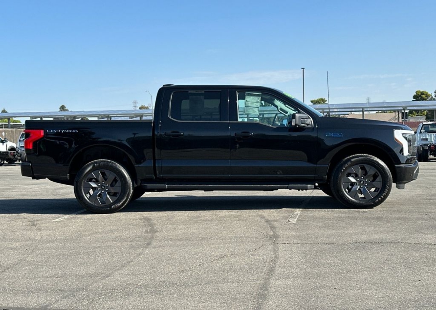 Used 2025 Ford F-150 Lightning Flash with VIN 1FT6W3LU8SWG23052 for sale in Bakersfield, CA