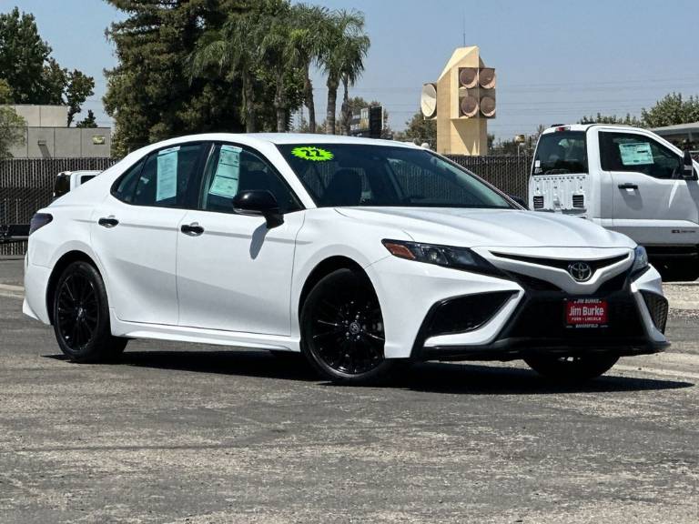 2022 Toyota Camry SE Nightshade