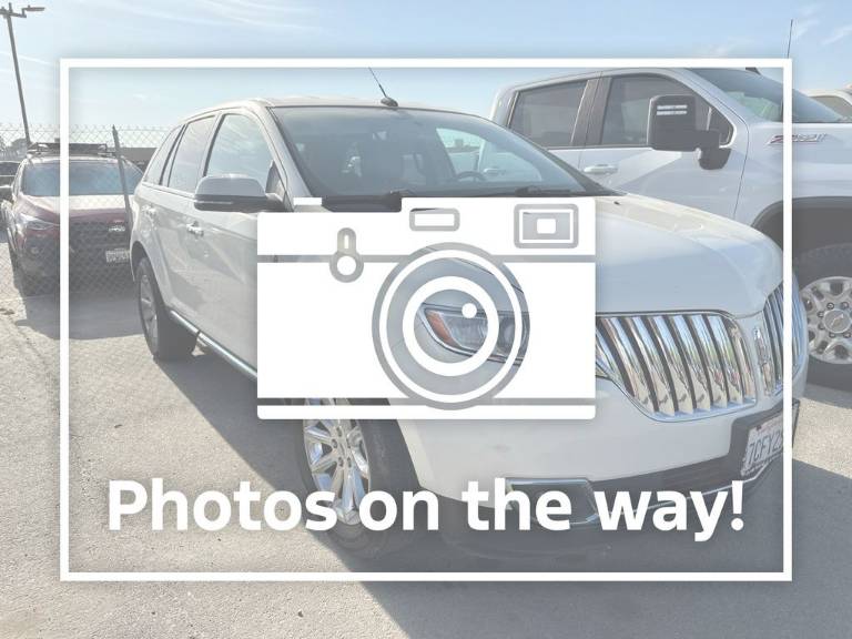 2013 Lincoln Lincoln MKX Base