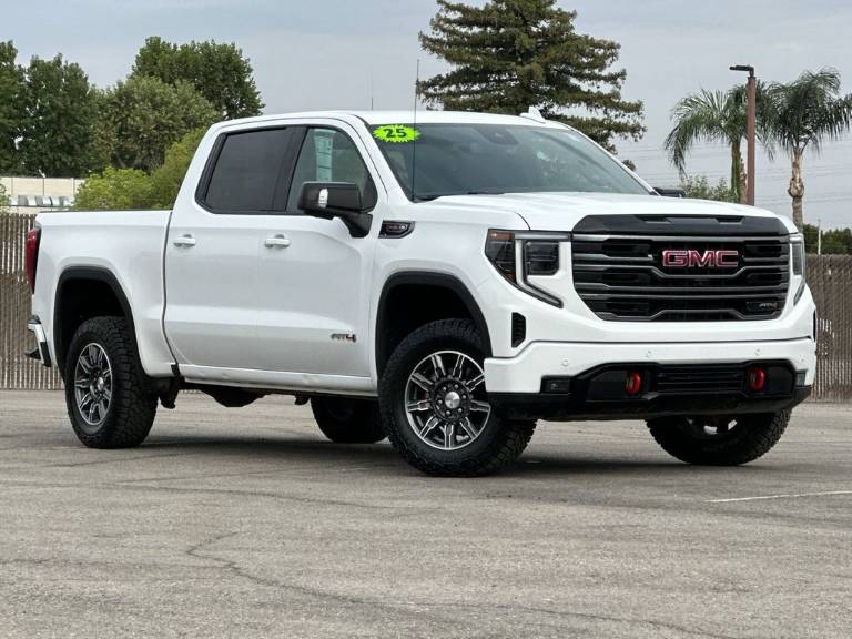 2025 GMC Sierra 1500 AT4