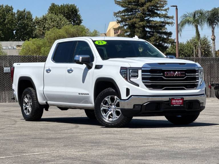 2025 GMC Sierra 1500 SLT