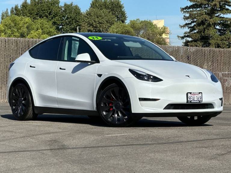 2023 Tesla Model Y Performance