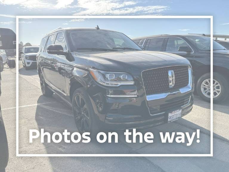 2023 Lincoln Navigator Reserve