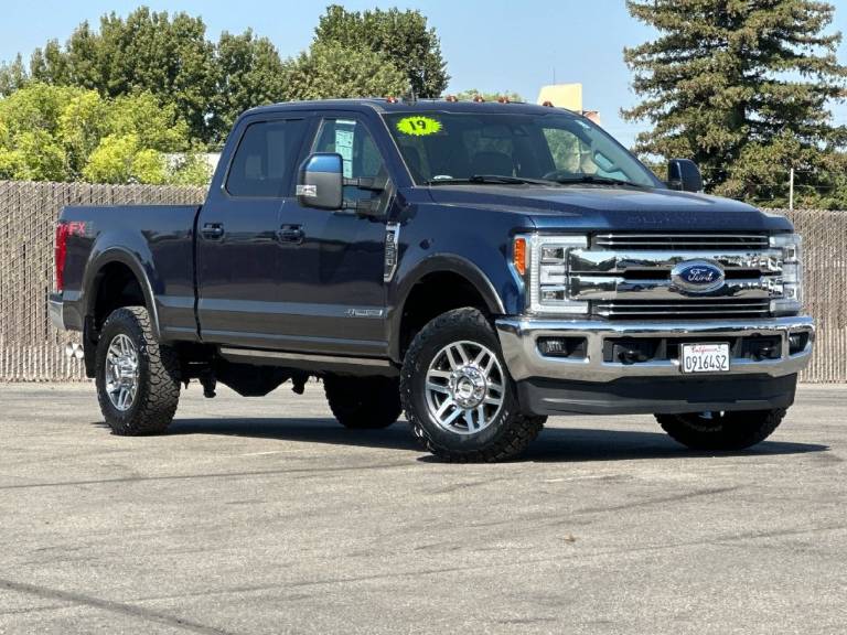 2019 Ford F-350SD LARIAT