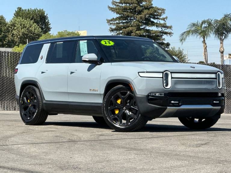 2023 Rivian R1s Adventure Quad Motor Large Pack