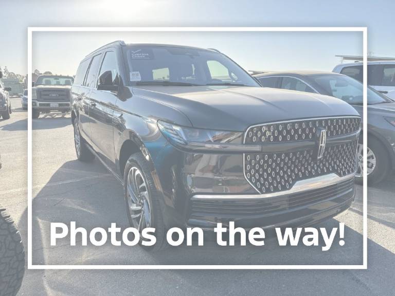 2025 Lincoln Navigator L Reserve
