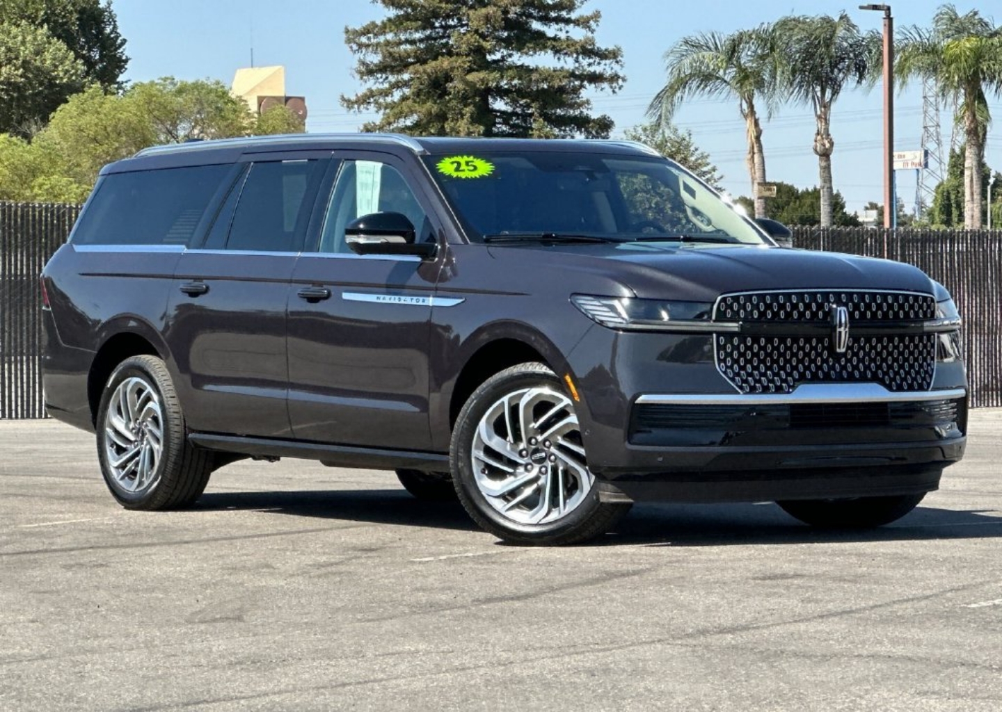 2025 Lincoln Navigator