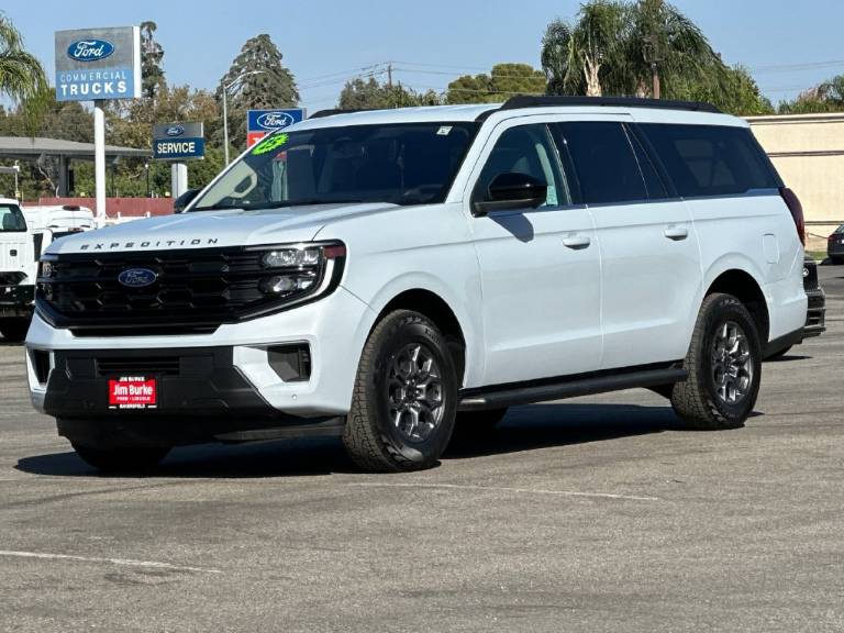 2025 Ford Expedition MAX Active