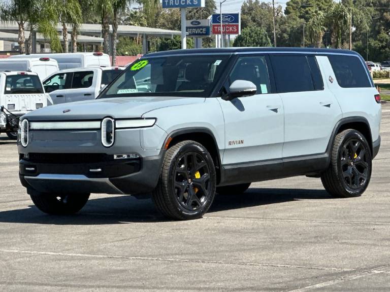 2023 Rivian R1s Adventure Quad Motor Large Pack