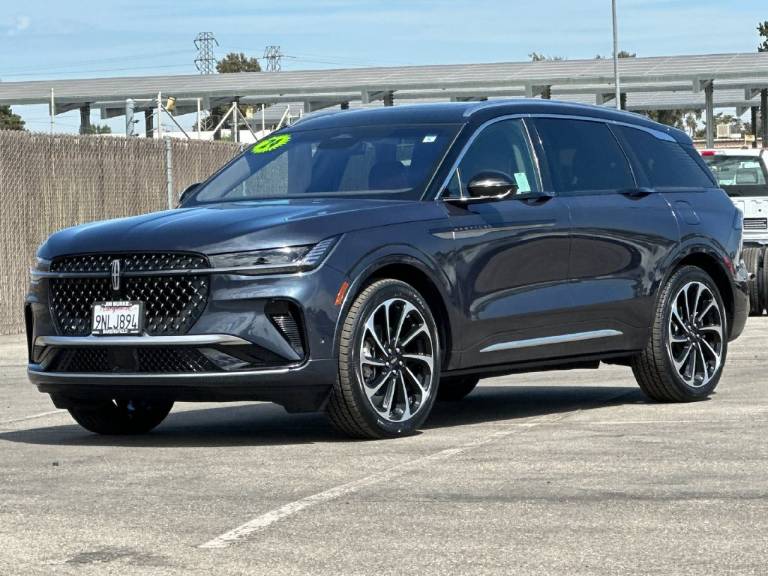 2024 Lincoln Nautilus Black Label