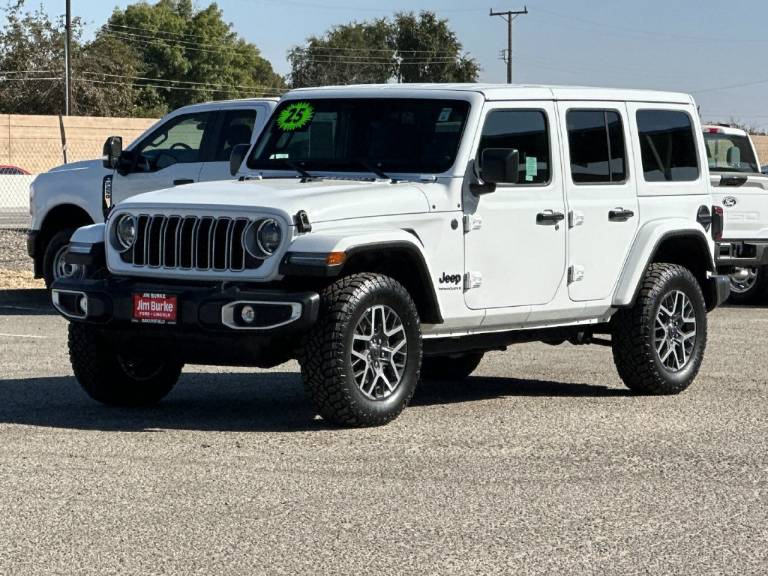 2025 Jeep Wrangler Sahara