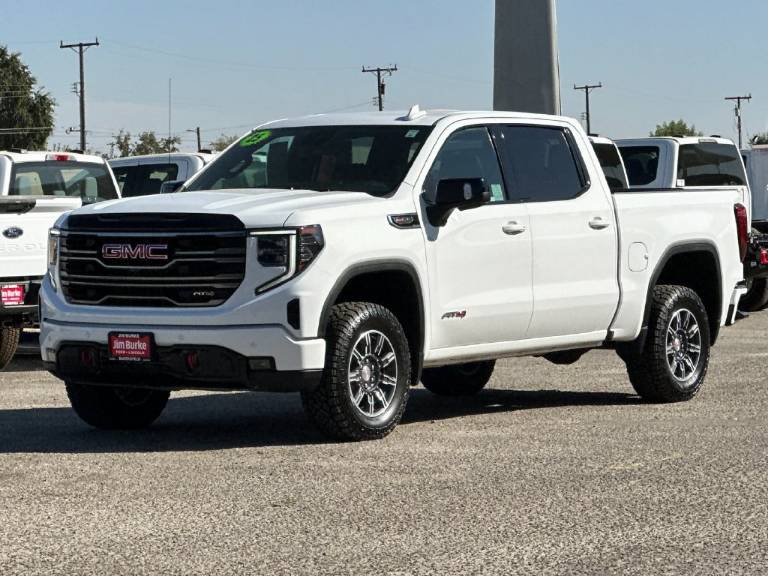 2025 GMC Sierra 1500 AT4